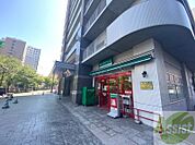 まいばすけっと南8条西4丁目店 747m