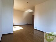 日当たりが良くて心地よく過ごせそうなお部屋です。