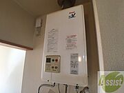 給湯器は簡単操作で温度調整ができますよ。