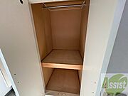 クローゼットがありました。お洋服や荷物はここへ