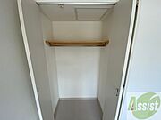 寝室の収納です。部屋がすっきり片付きます。
