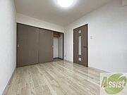 色々な角度から撮ってみましたが想像つきますか？