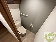 トイレです。ウォシュレット付を探している方、おすすめです。