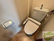 トイレです。ウォシュレット付を探している方、おすすめです。