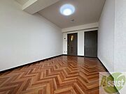 リビングを別角度から撮ってみました。家具の配置もしやすそう。