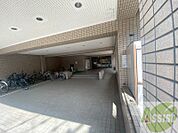 前面道路、建物周り等