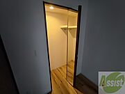 収納もバッチリあるのでお部屋が片付きますよ！