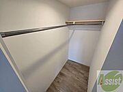 収納もバッチリあるのでお部屋が片付きますよ！