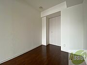 寝室です。部屋をどう使うかはあなた次第です！