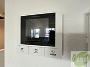セキュリティ対策に欠かせないモニタ付インターホンです！