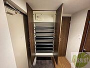 シューズボックスにきれいに靴を収納できますよー！