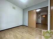 寝室です。部屋をどう使うかはあなた次第です！