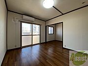 日当たりが良くて心地よく過ごせそうなお部屋です。
