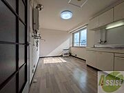 明るいお部屋は気持ちよく過ごせそうですね。