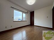 明るいお部屋は気持ちよく過ごせそうですね。