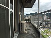 バルコニーは幅があり、広い印象を受けました。
