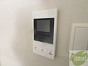 インターホンで来客確認ができます。安心ですね。