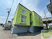 札幌市北区新川1条「サンタペルシェ2」