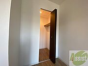 寝室の収納です。部屋がすっきり片付きます。