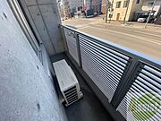 バルコニーは幅があり、広い印象を受けました。