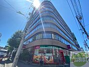 まいばすけっと南1条西10丁目店 575m