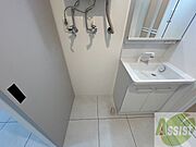 洗濯機はこちらの脱衣所に置くことができます！