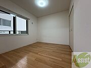 洋室の家具の配置を考えてみるのも楽しいですよ。