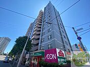 まいばすけっと南4条東4丁目店 373m