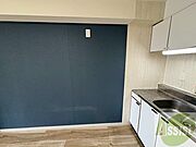 こちらに冷蔵庫を置けます。調理時の動線もばっちり効率的。