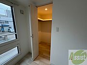 収納もバッチリあるのでお部屋が片付きますよ！