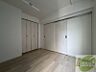 室内：明るいお部屋は気持ちよく過ごせそうですね。