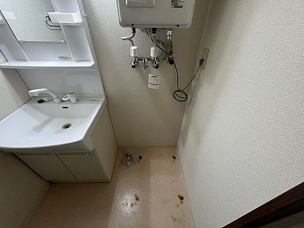 画像21:もちろん洗濯機置場は室内にあるので、いつでも洗濯できますよ〜