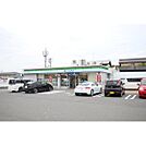 コンビニ「ファミリーマート桑名大山田店まで100ｍ」