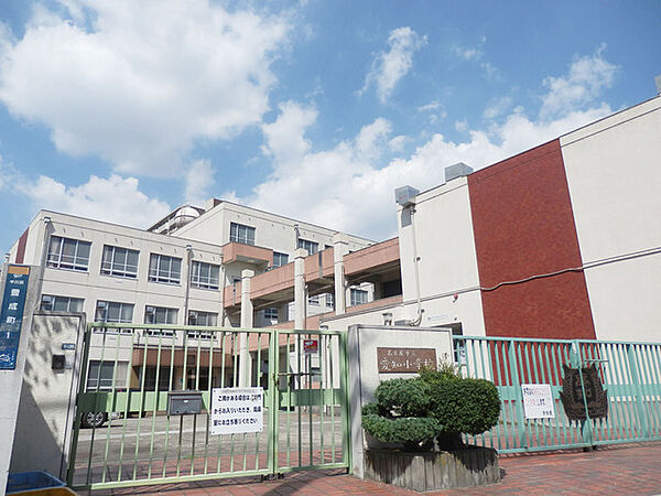 画像15:小学校「名古屋市立愛知小学校まで84ｍ」南隣接