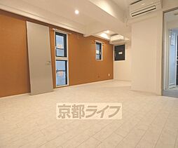 京都地下鉄東西線 二条駅 徒歩12分の賃貸マンション 6階2LDKのリビング/ダイニング