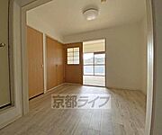 最上階の1ＤＫのお部屋です。大型バイクまで駐輪可能な物件です。