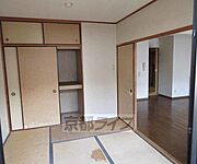 和を感じられる畳のお部屋です