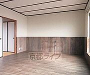 静かな室内です