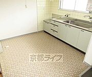 キッチン後ろも広々としていてお料理もしやすいです