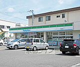 ファミリーマート 大津唐崎店まで378m