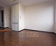 8帖洋室です。