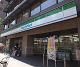 ファミリーマート河原町仏光寺店まで117m 便利な立地ですよね