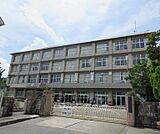 打出中学校まで1196m