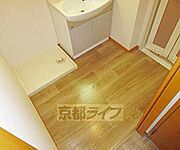 洗面所には洗濯機が置けます
