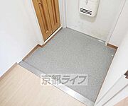 明るい玄関です。