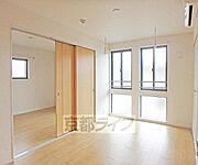 キッチン側から見た11．1帖のお部屋です。