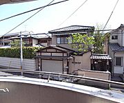 東向きバルコニーです