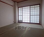 6帖和室です。