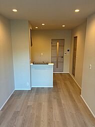 RET:umekita 4階1LDKのリビング/ダイニング