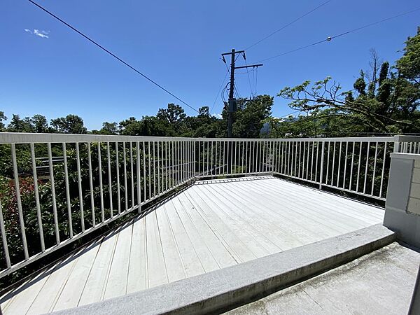 バルコニーを拡大表示